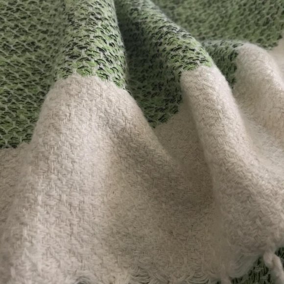 Turkish beach green towel 37x71 inch - Picture 5 of 6